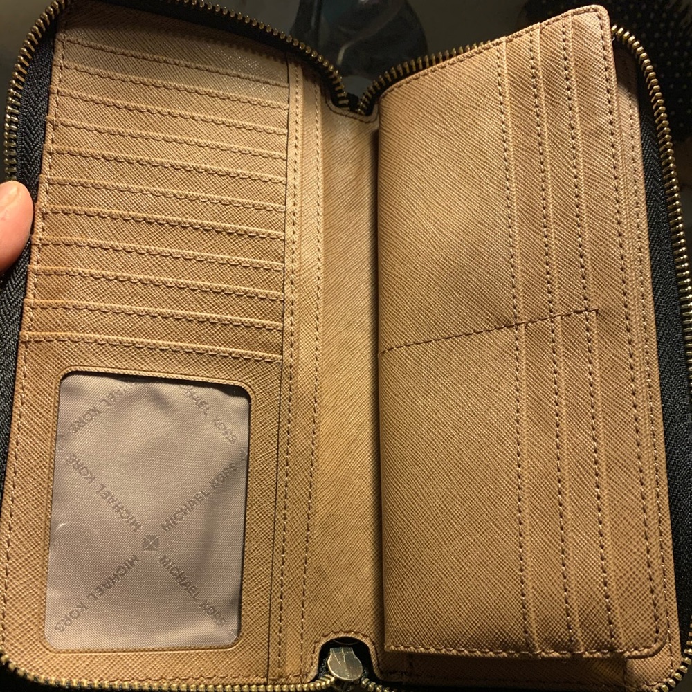 Michael Kors wallet